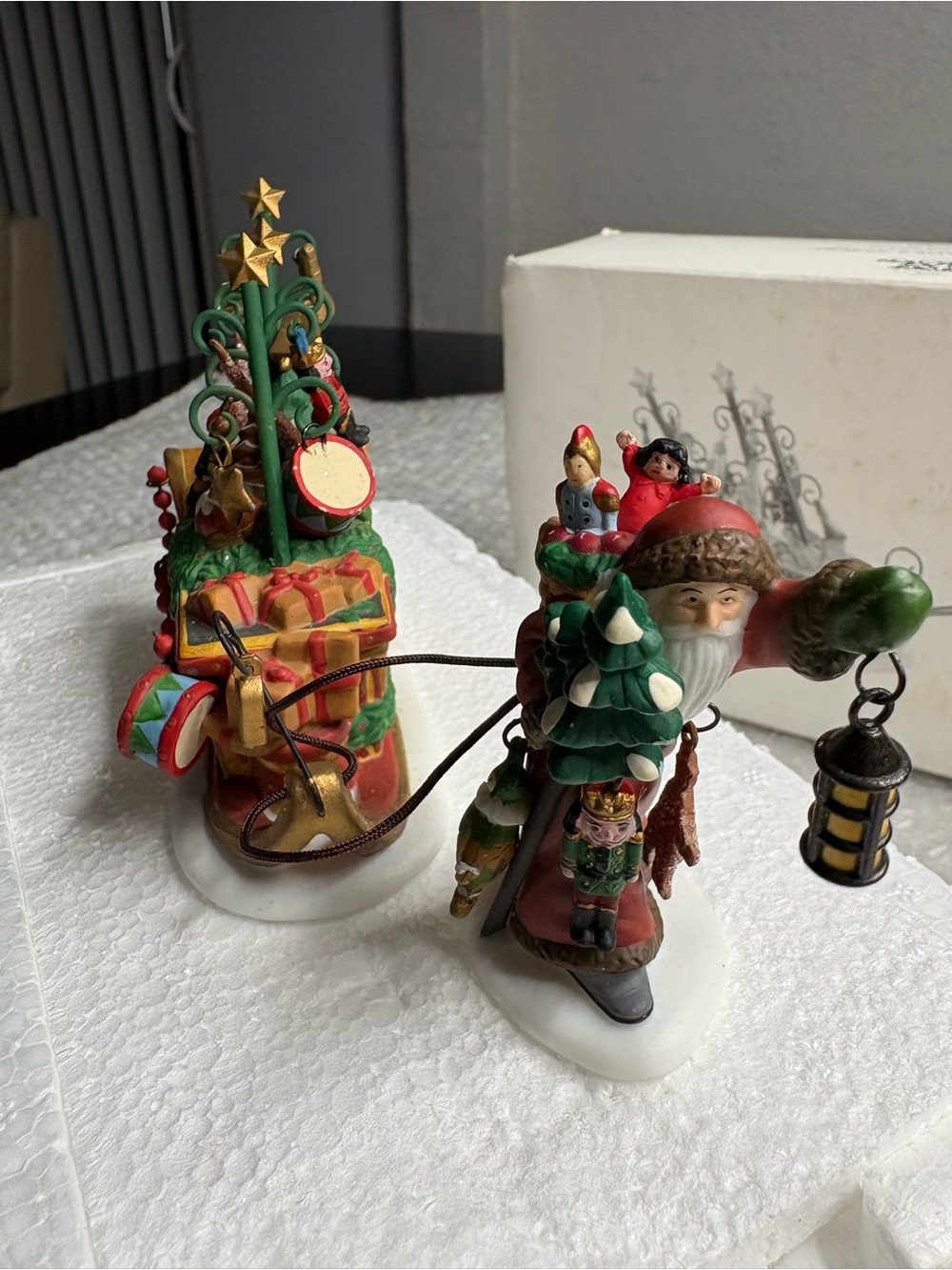 Department 56 "Father Christmas's Journey